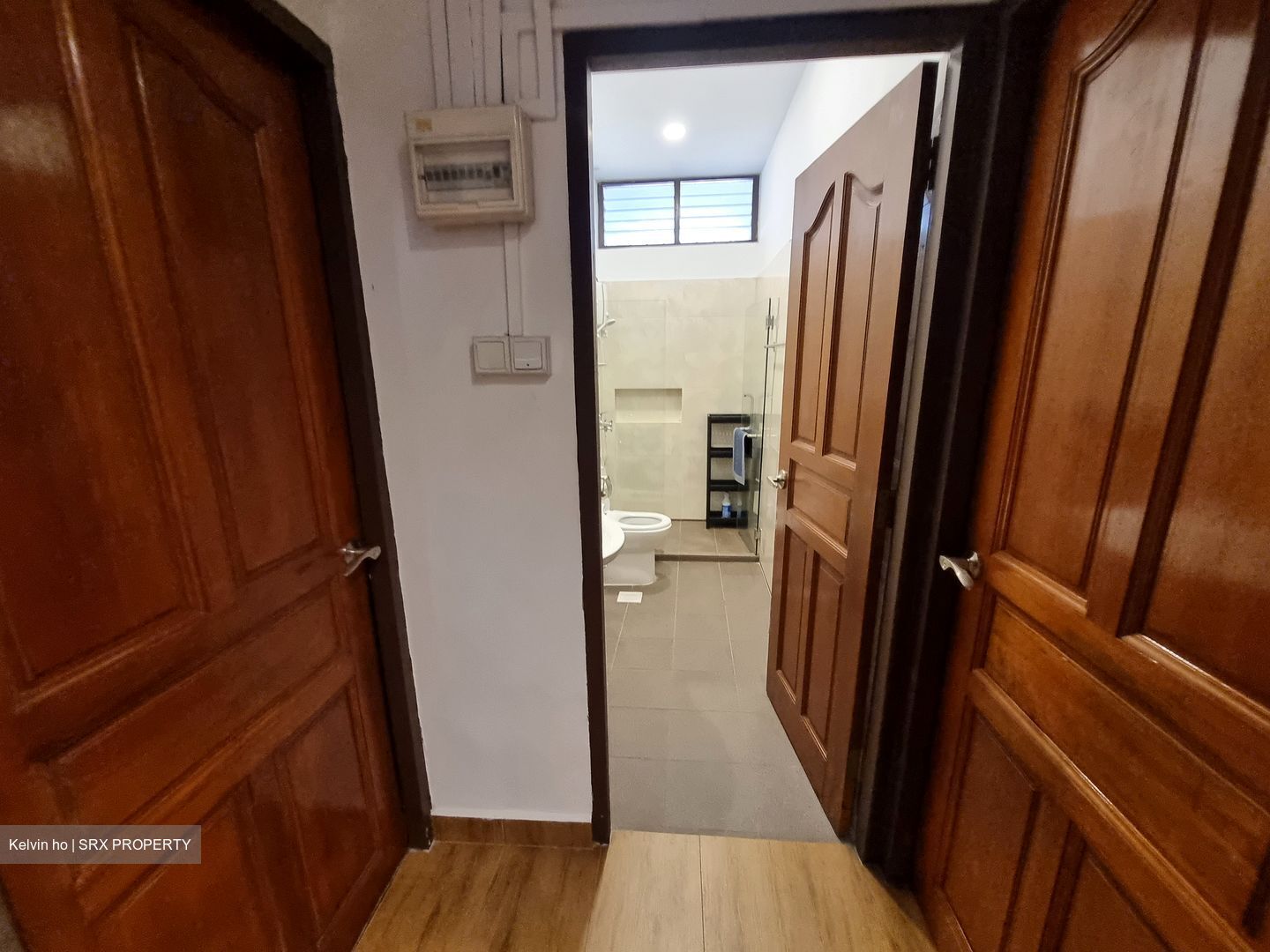 Leith Road (D19), Terrace #632880951